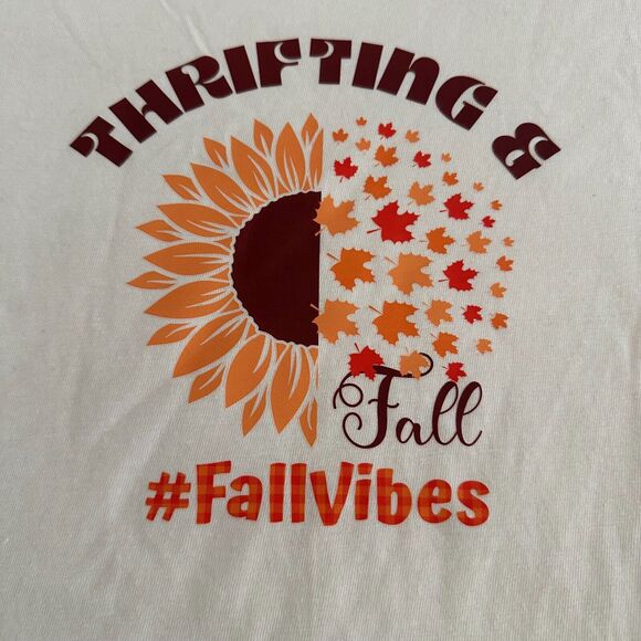 Thrifting and Fall Vibes Reseller Thrifter  UInisex T-Shirt Size S Long Sleeve - Picture 3 of 4